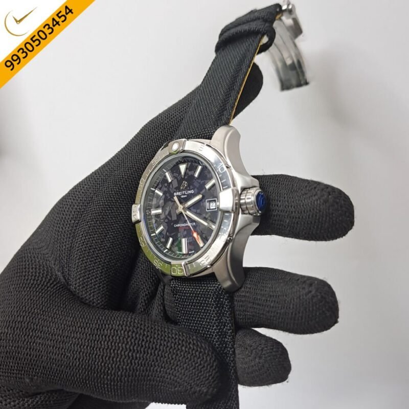 Breitling Chronometer Avenger Black Dial Black Structure Automatic Watch - Image 2