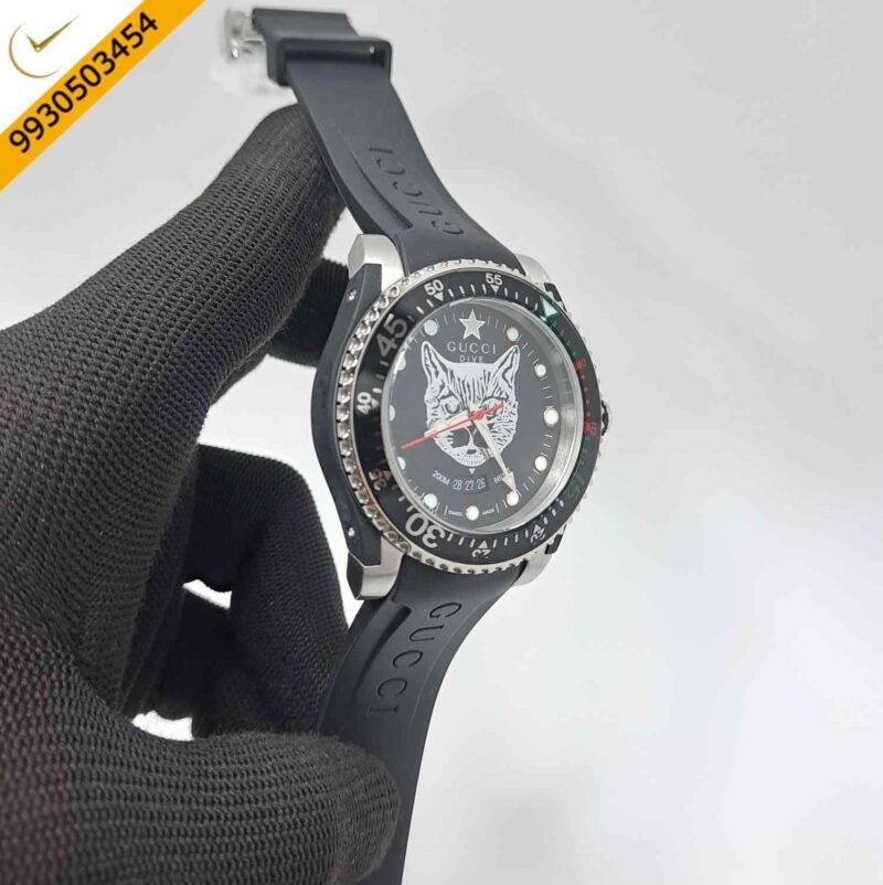 Gucci DIVE Cate Face Dial Black Rubber Strap Swiss Watch - Image 2