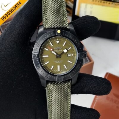 Breitling Chronometer Avenger Green Dial Green Nylon Strap Automatic Watch