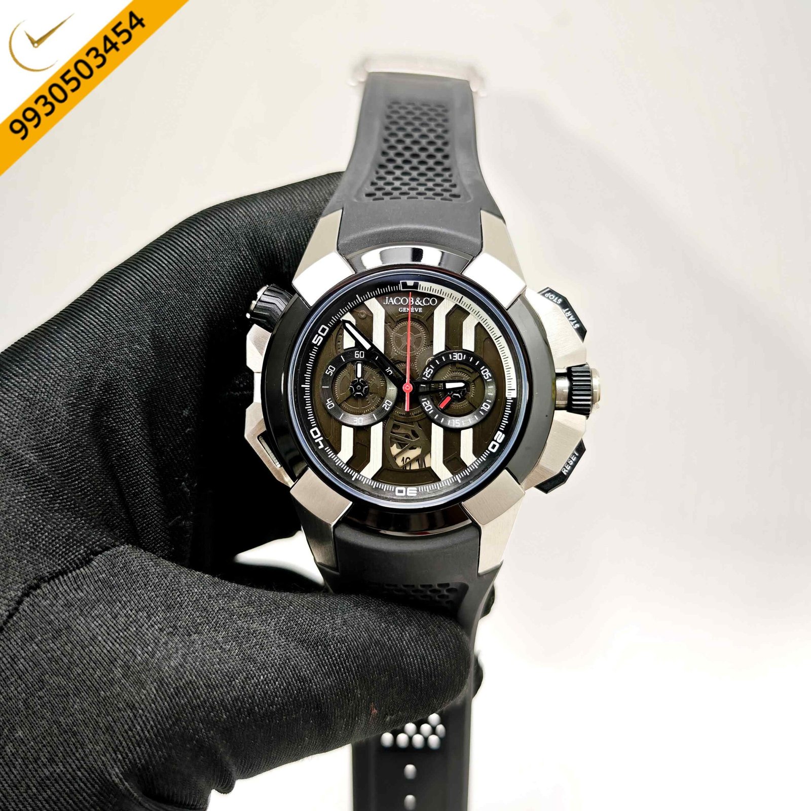 Jacob & Co Epic X Chronograph Full Black Edition Swiss watch featuring an all-black luxury case, sporty chronograph design, premium Swiss movement, and bold contemporary styling.