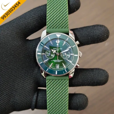 Elegant Breitling Green Rubber Strap Luxury Watch